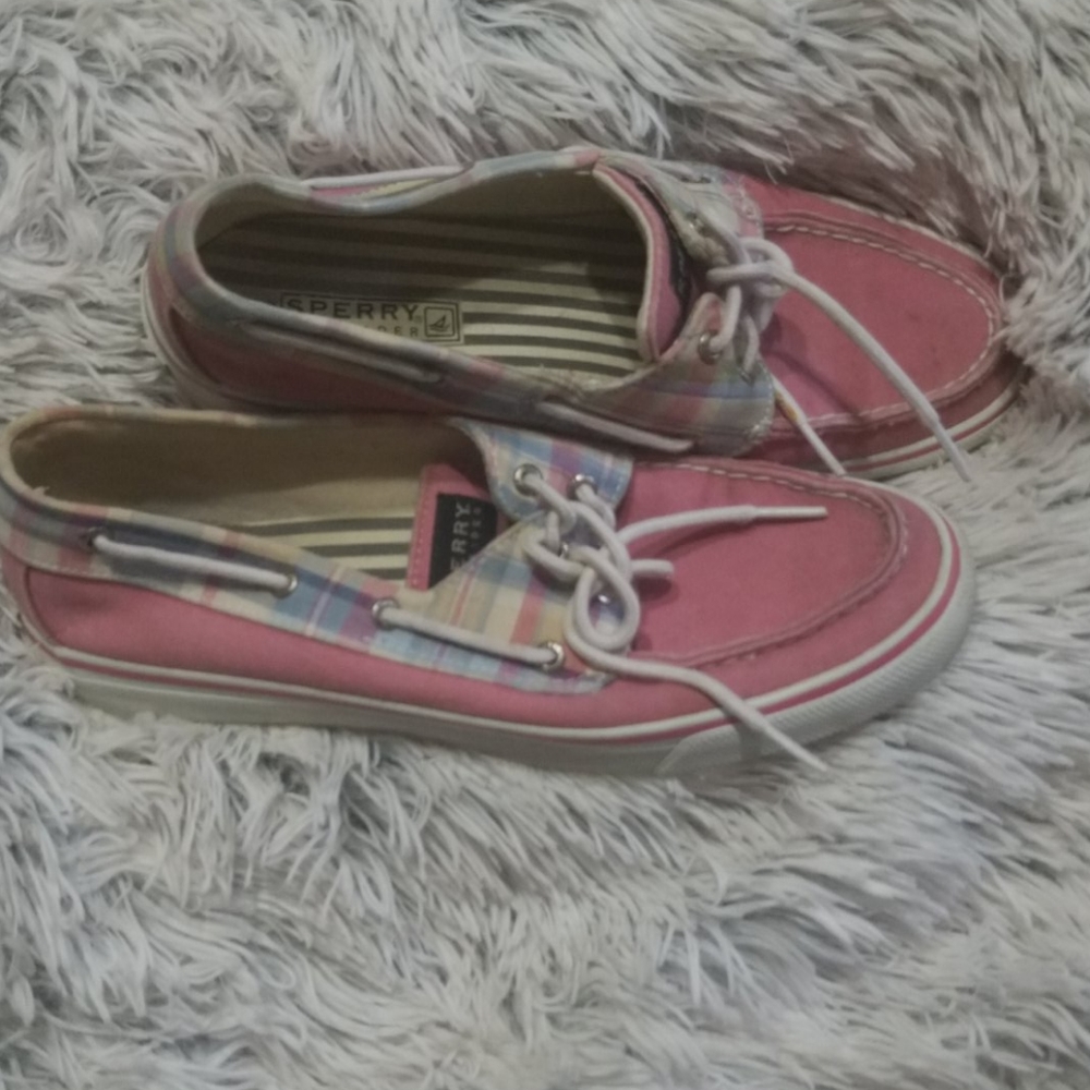 Sperry pink/plaid boat shoes